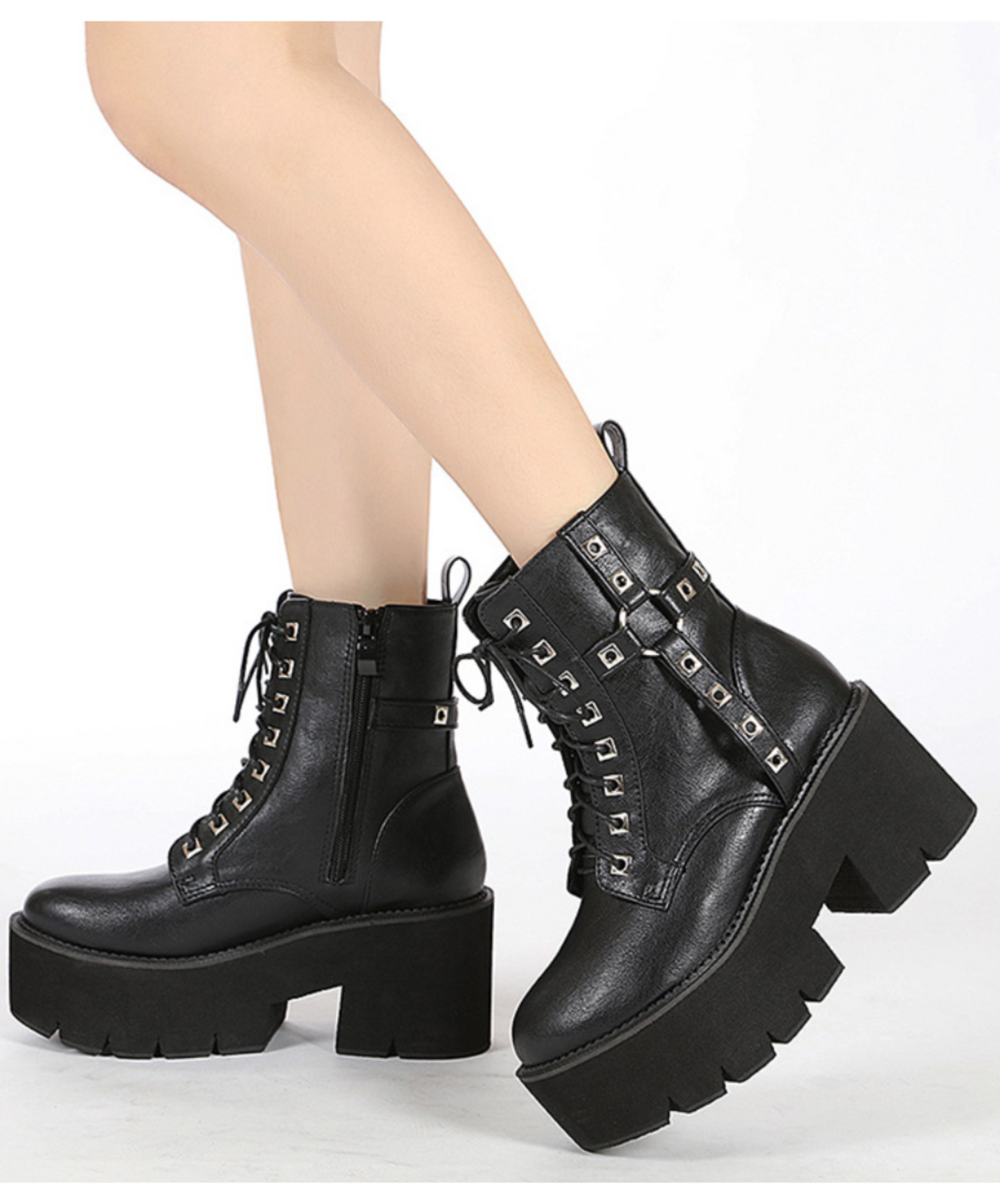 rivet decoration smooth boots EN2581