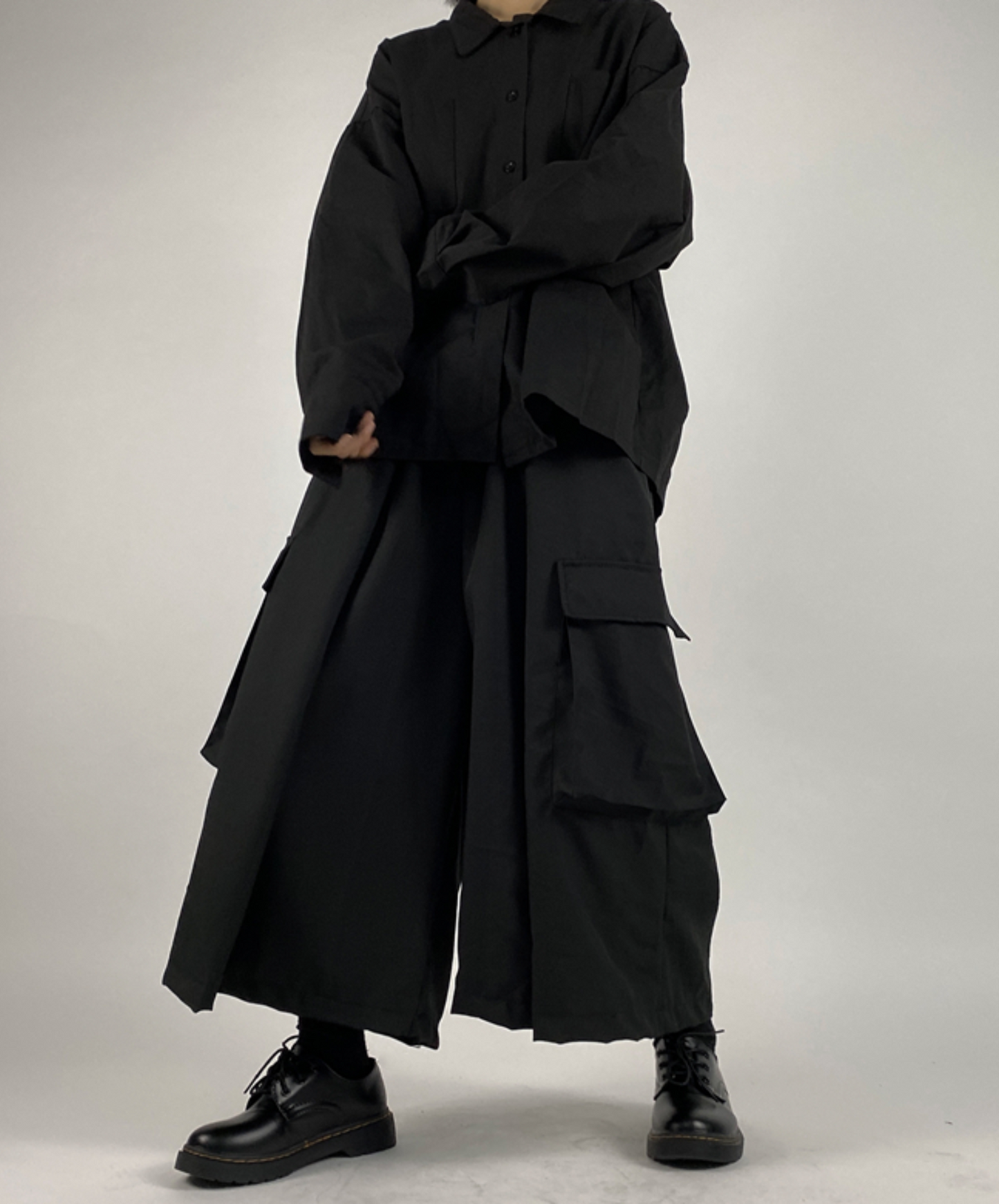 dark loose big pocket wide pants EN2394