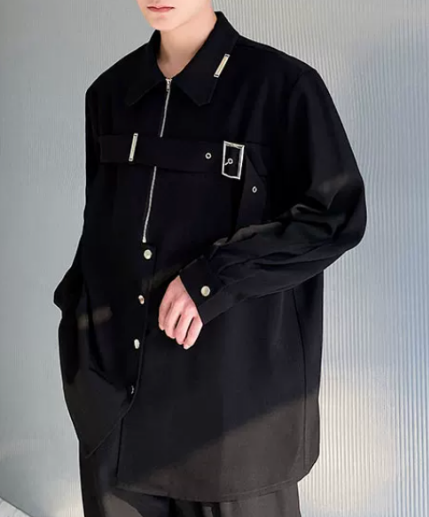 dark metal strap heavyweight shirt EN2861