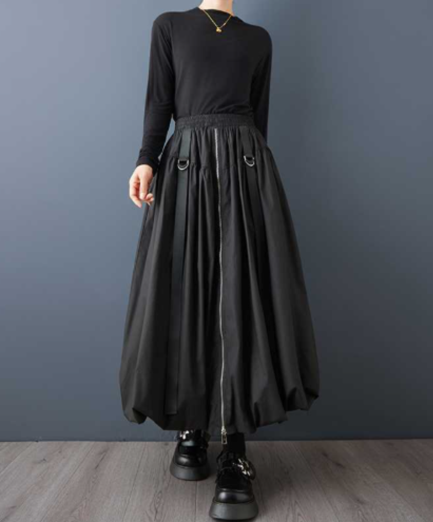 high-waisted casual style with a zipper skirt EN3068