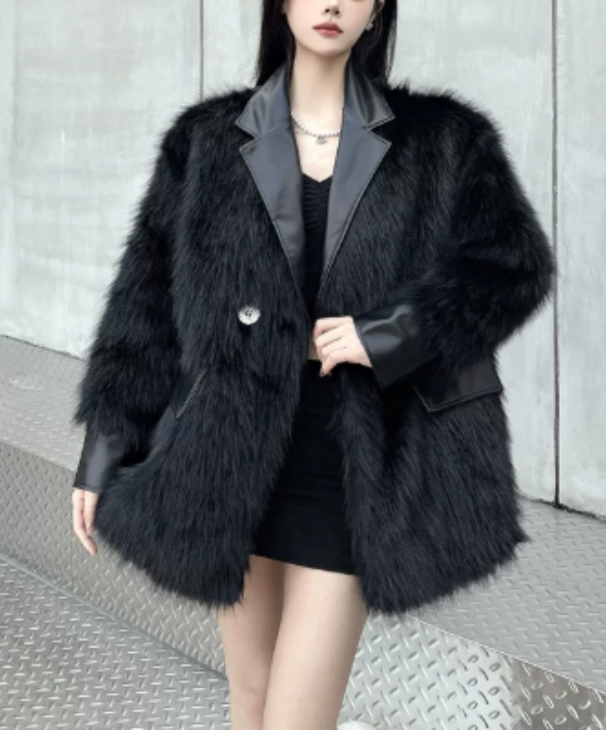 dark shaggy lapel mixed-material paneling jacket EN3188