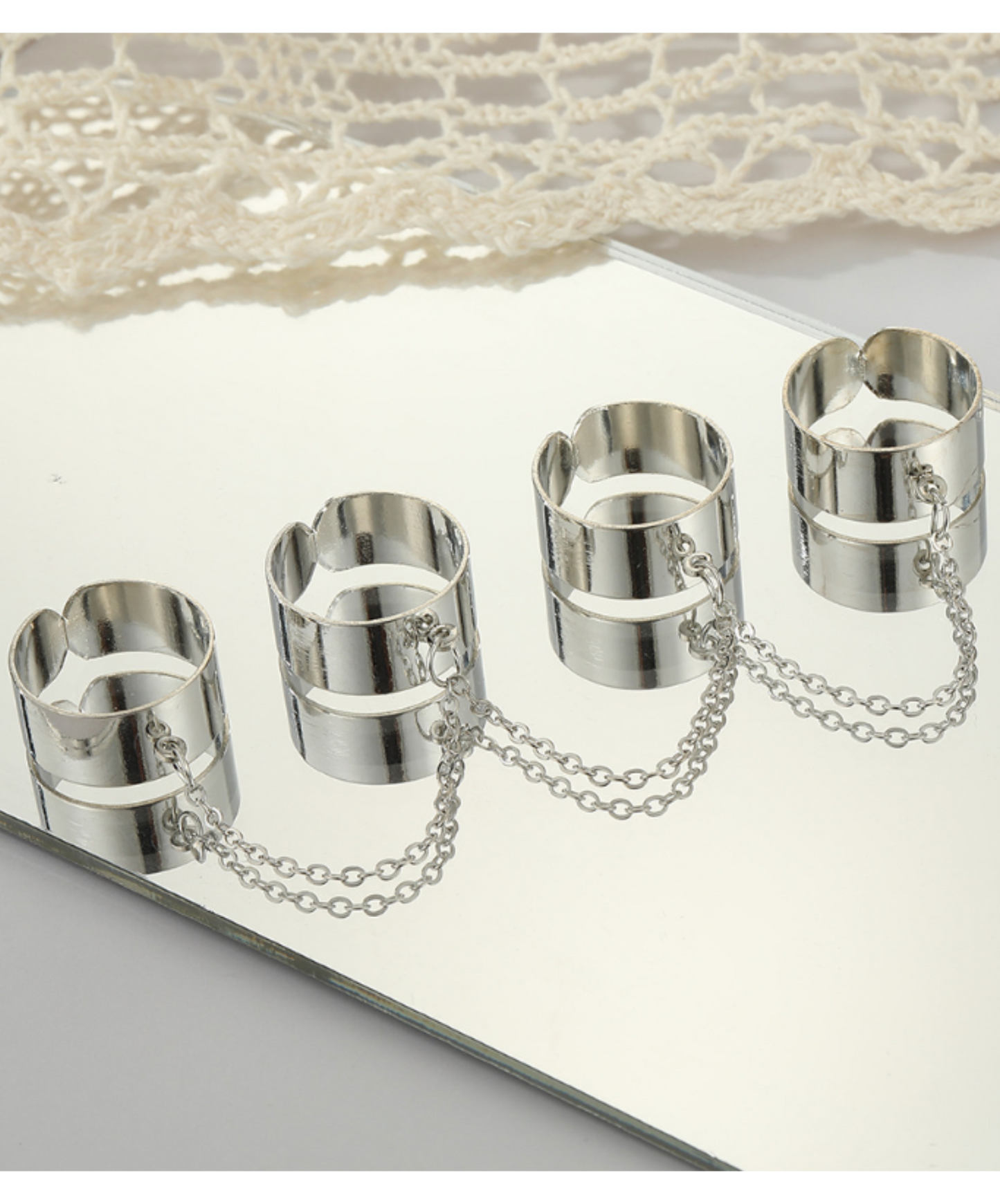 four-chain free size ring EN2389