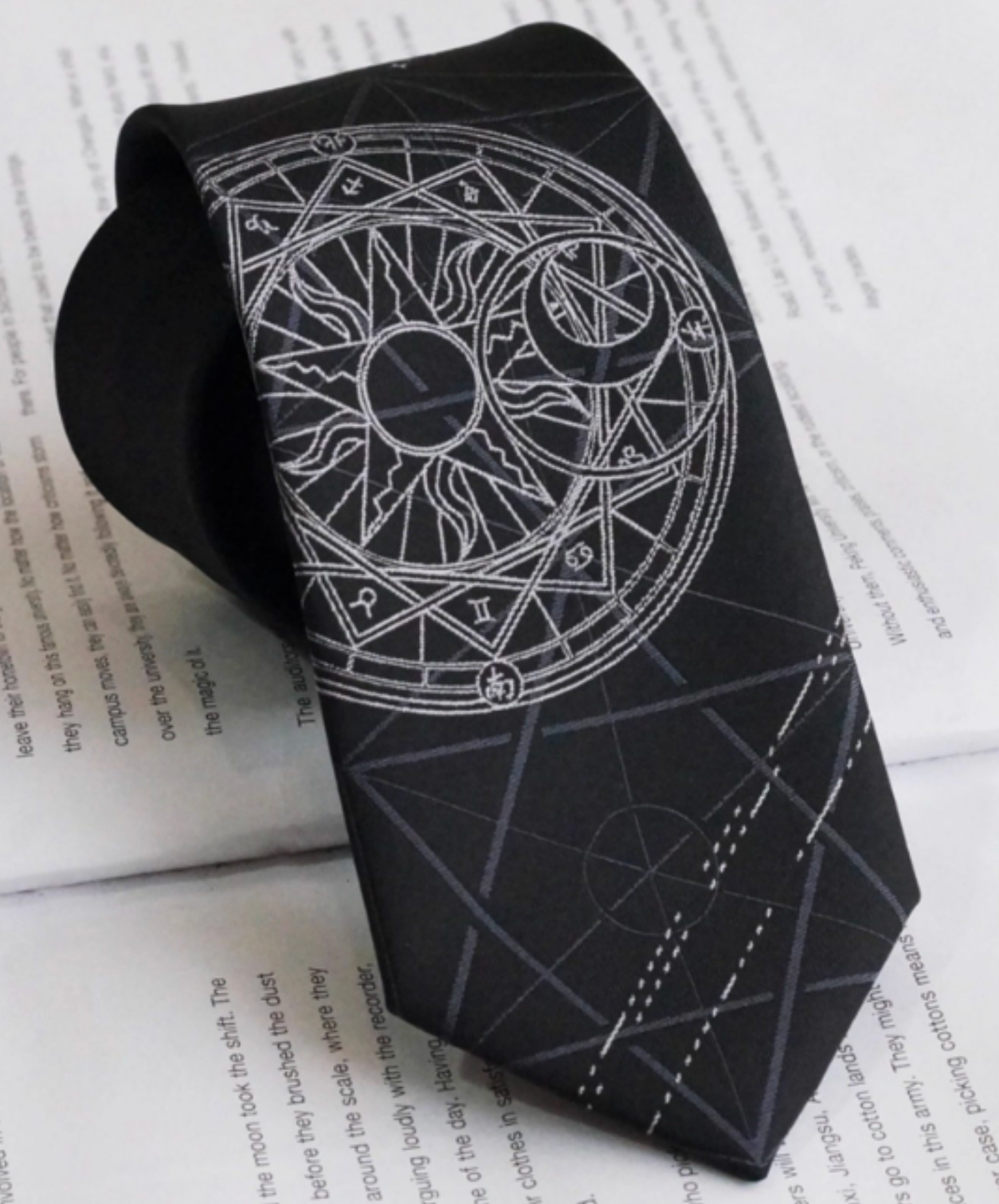 magic circle embroidery necktie EN2674