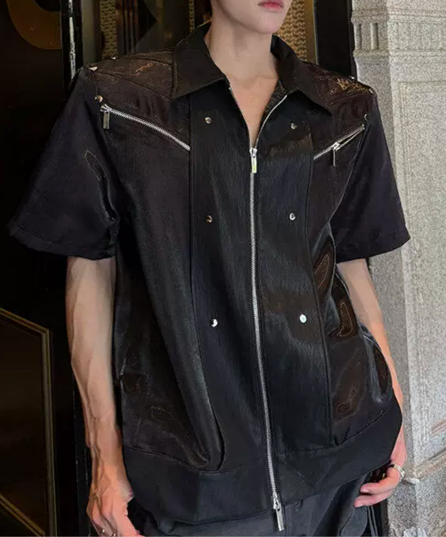 zip-up glossy studs shirt EN2859