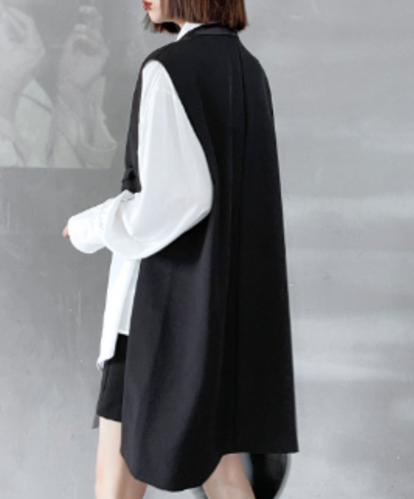 dark artistic and irregular designs vest EN2981