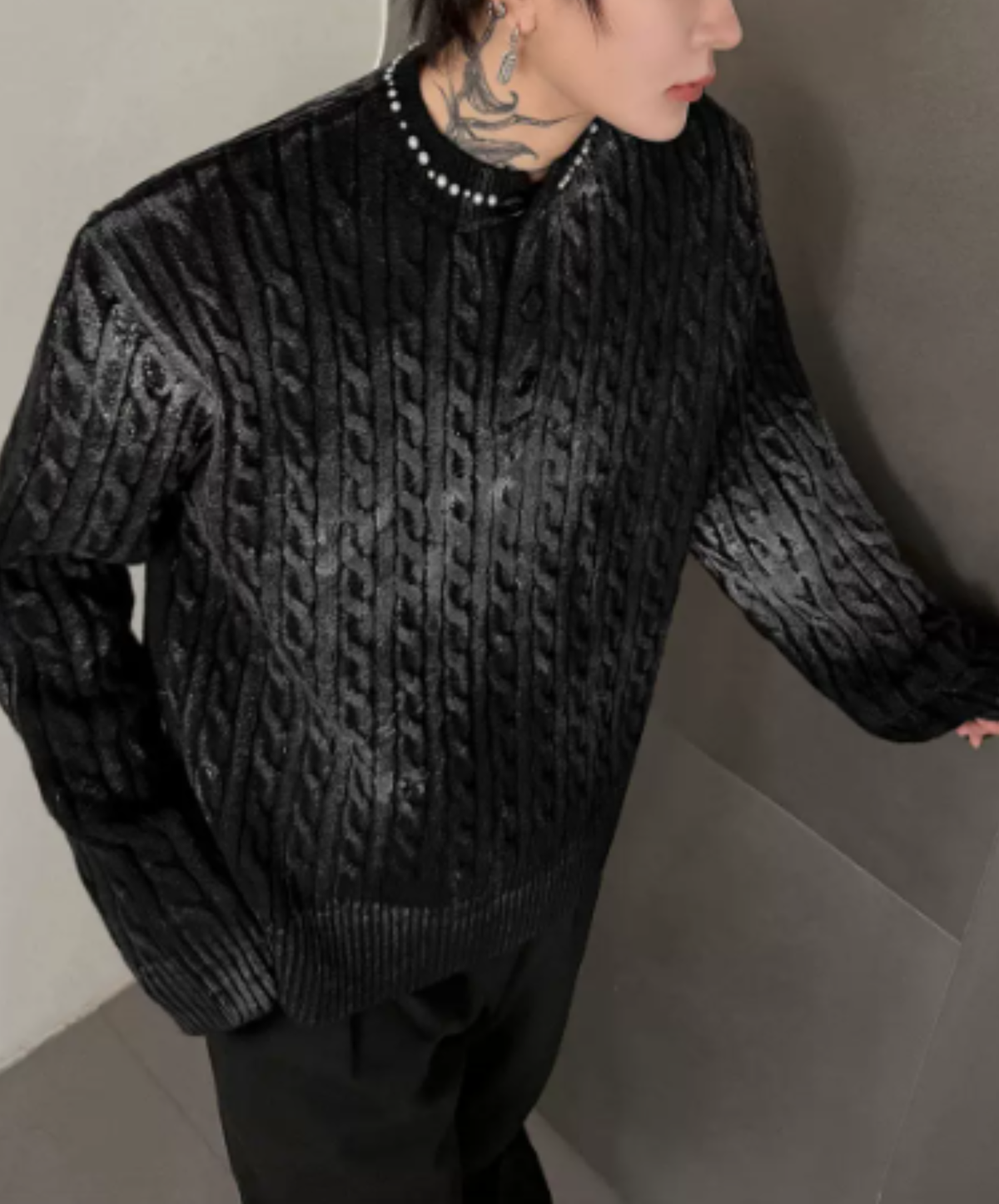 cable-knit with a distressed finish sweater EN3241