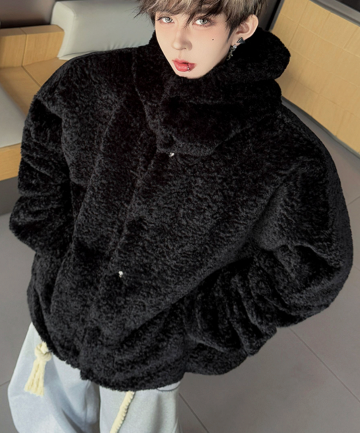 with volume hood jacket EN2614