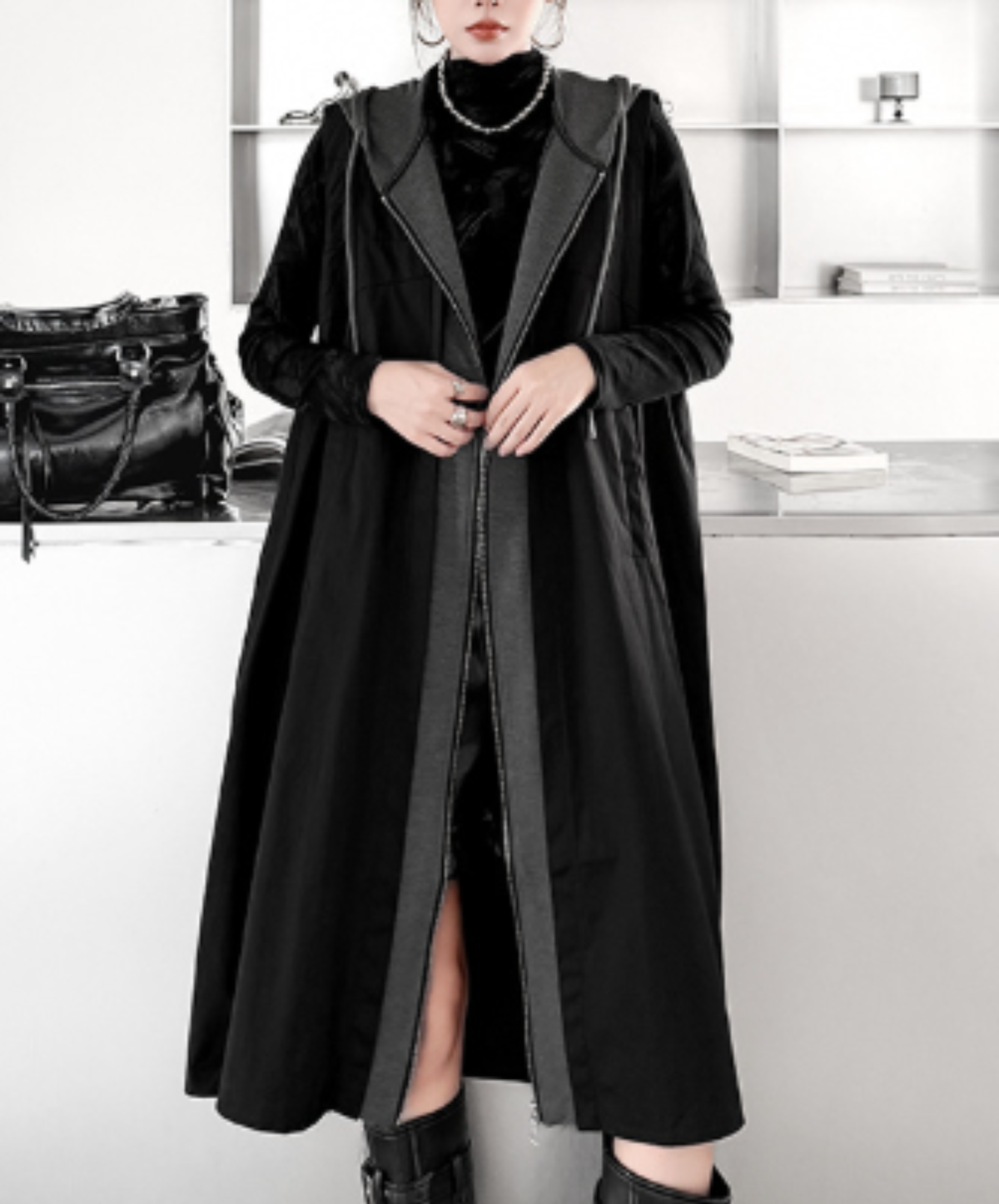 hooded design with layered-look paneling vest  EN3178