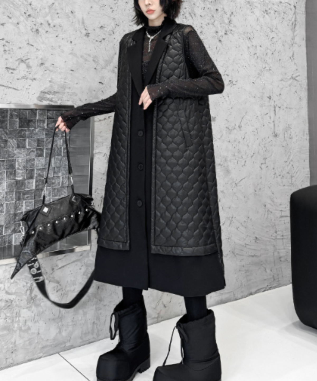 quilted-pattern lapel panel vest  EN3200
