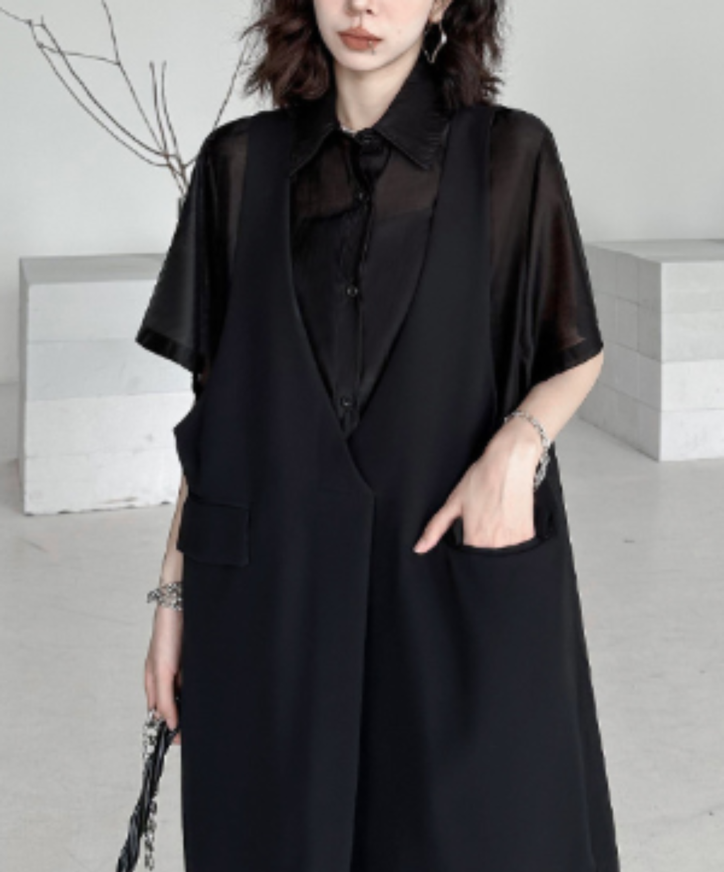 dark fake two-piece loose sheer shirt EN2977