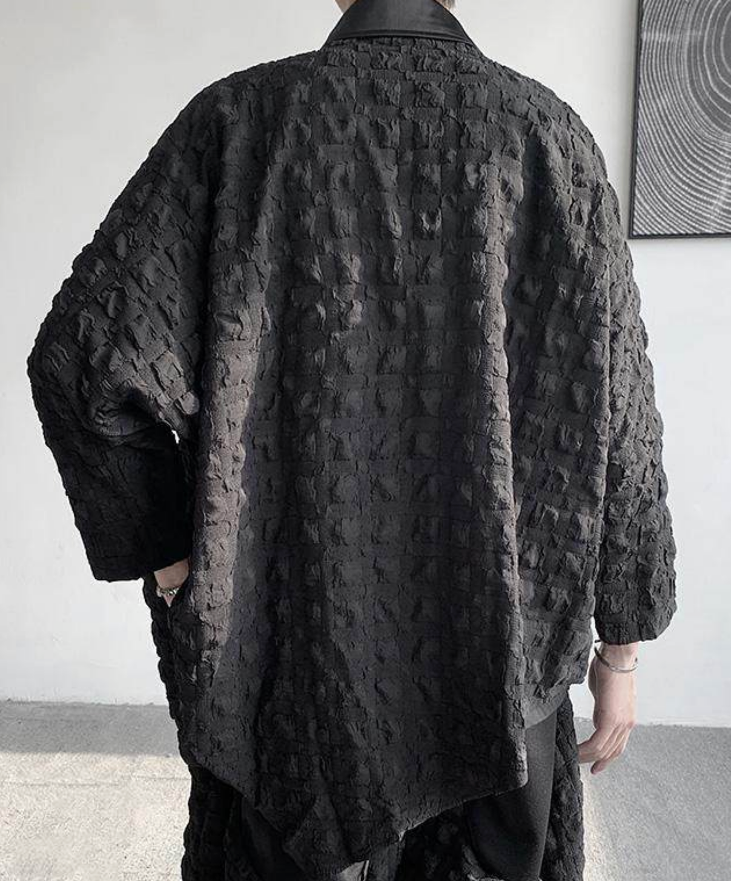 Irregular diagonal embossed placket shirt EN2696