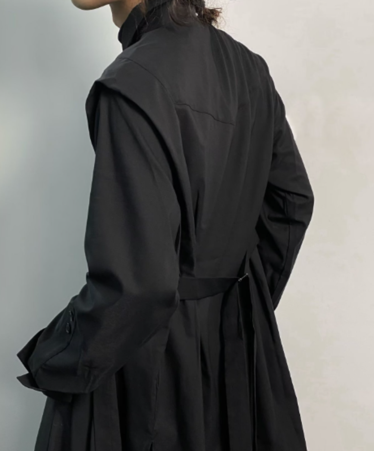 slim-fit waist-defining style long shirt EN3095
