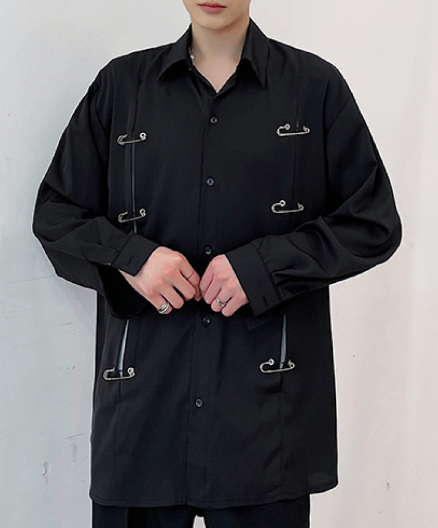 dark metal pin decorative slit shirt EN2783