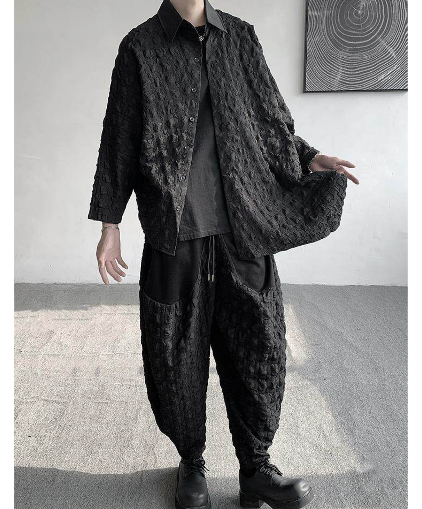 Irregular diagonal embossed placket shirt EN2696