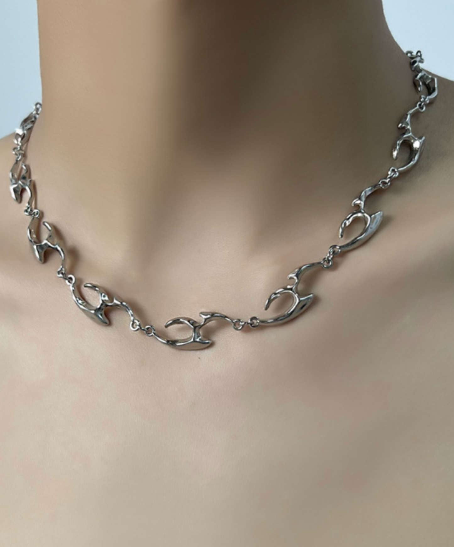 the continuing tides necklace EN2662