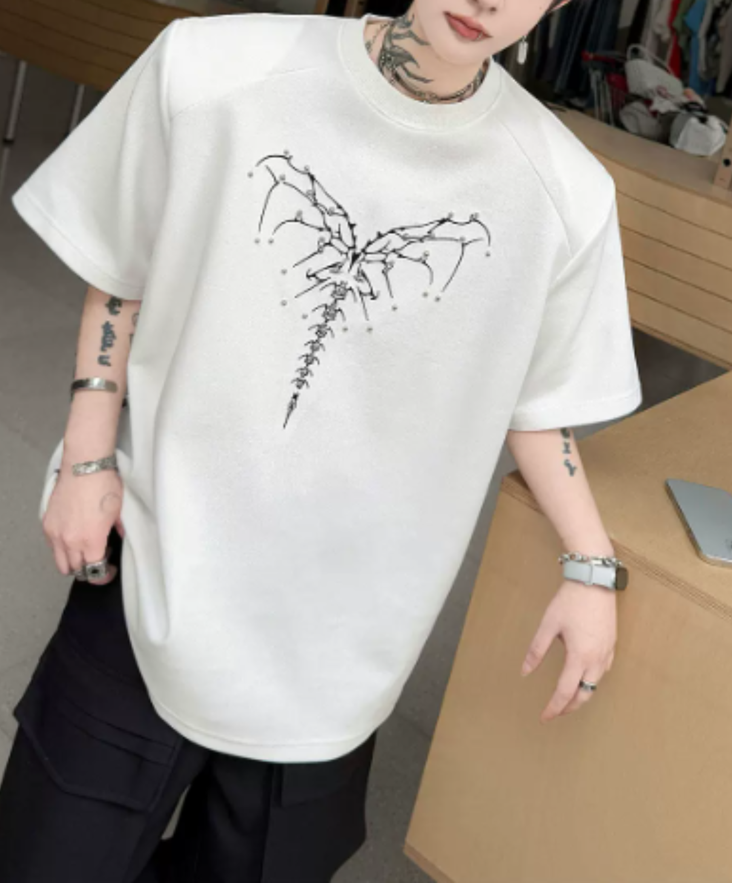 dark heart bead embroidery t-shirt EN2875