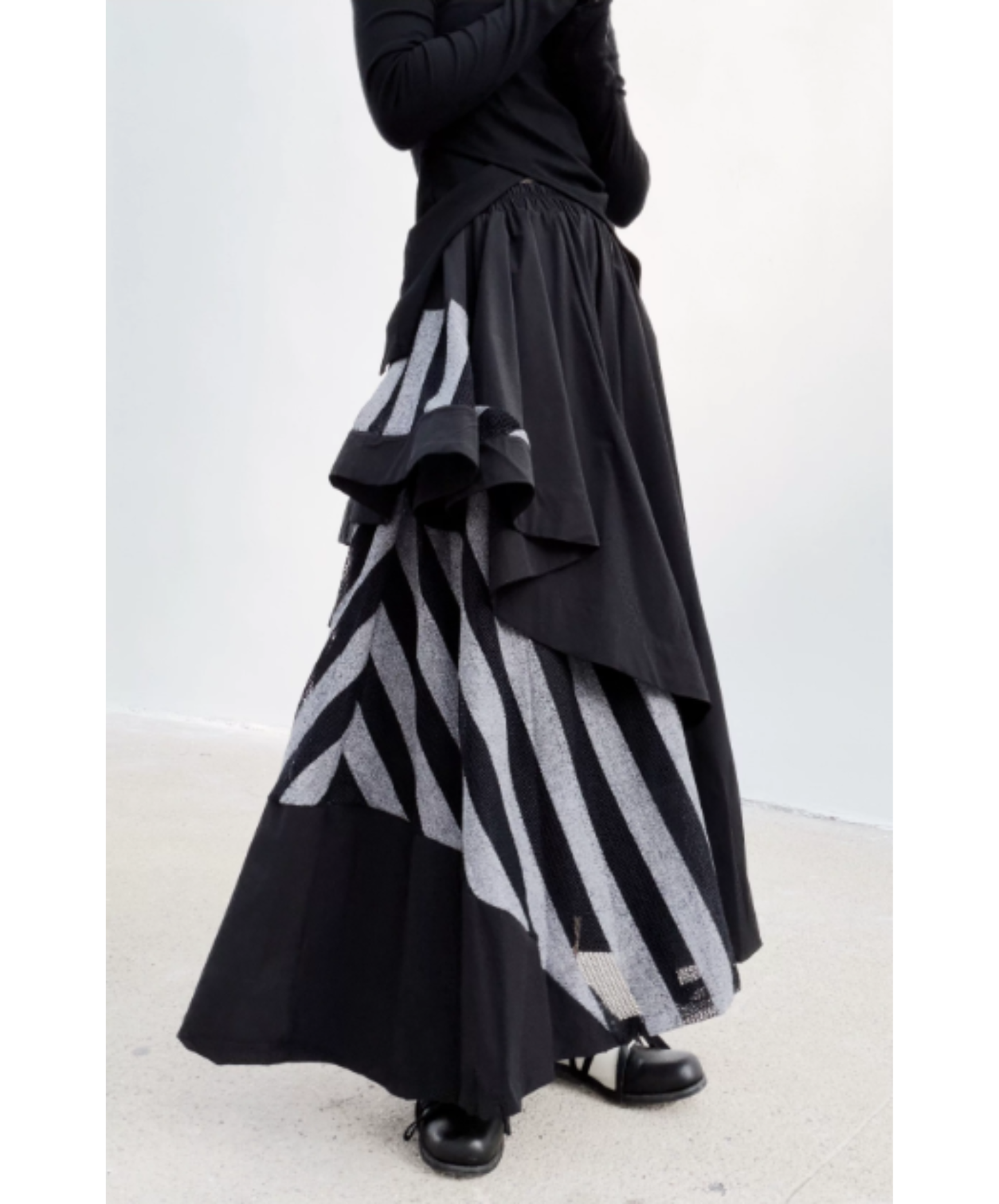 dark irregular striped patchwork pattern skirt EN2993