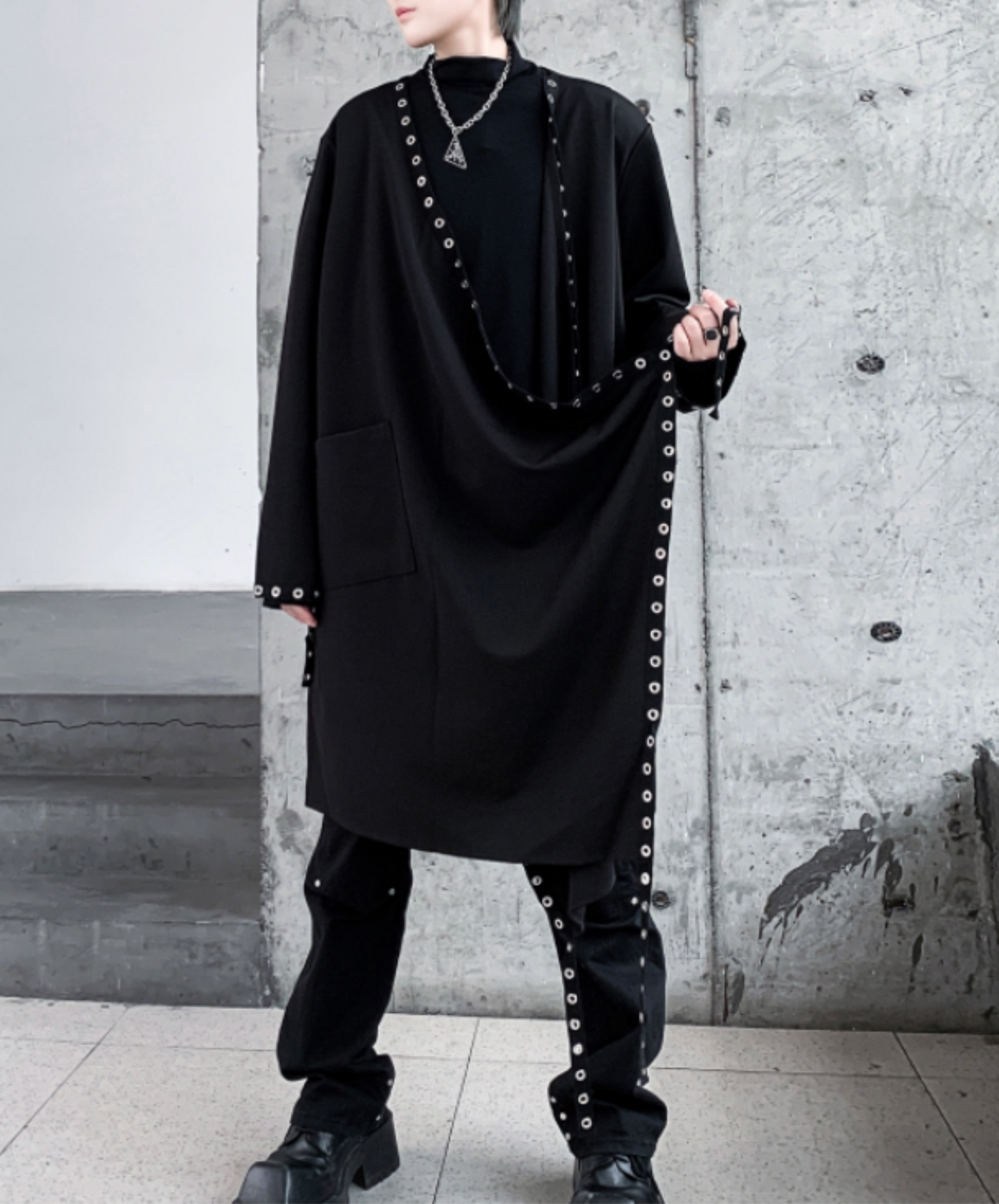 metal hole line decoration long shirt EN2786