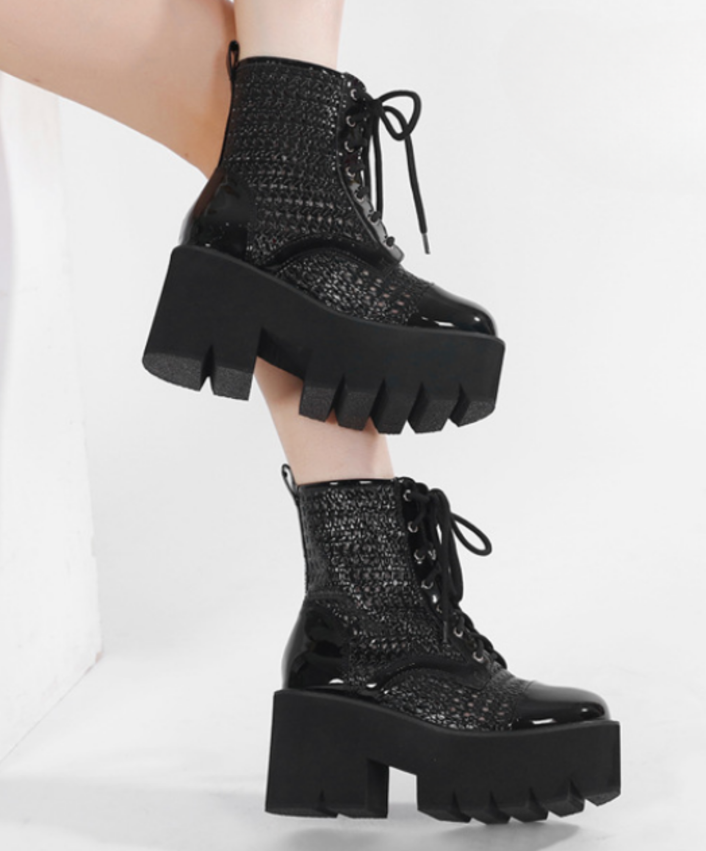 dark patchwork mesh boots EN2805