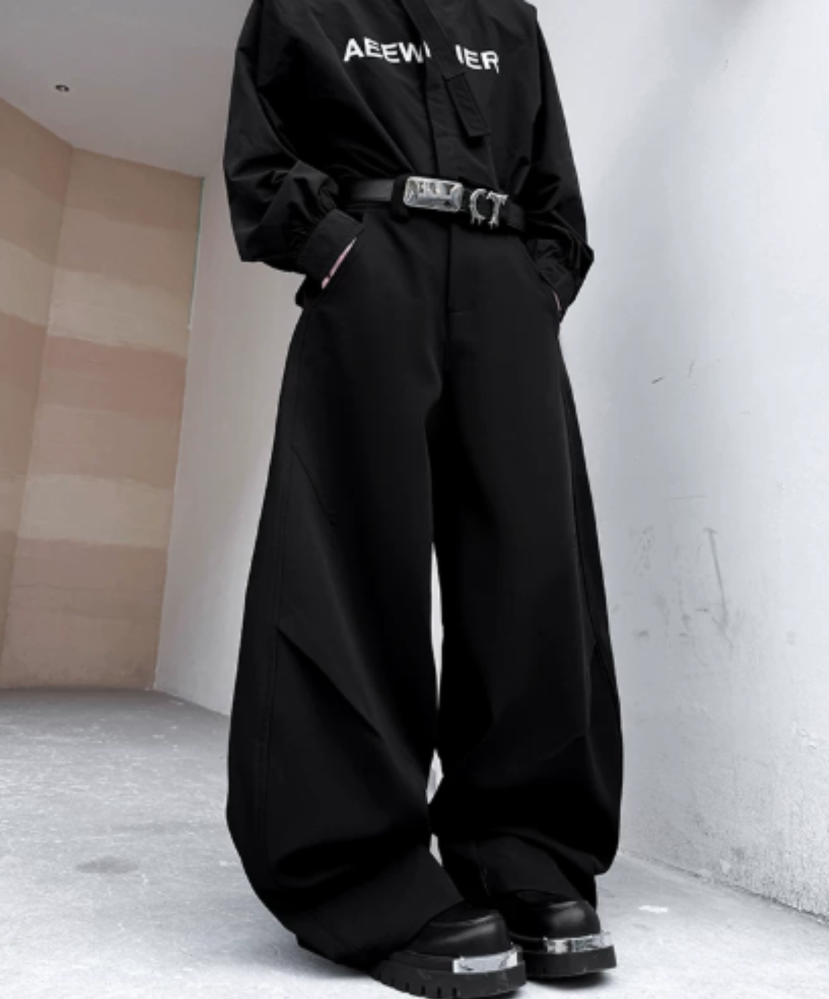 dark knee-tuck cocoon silhouette wide pants EN3196