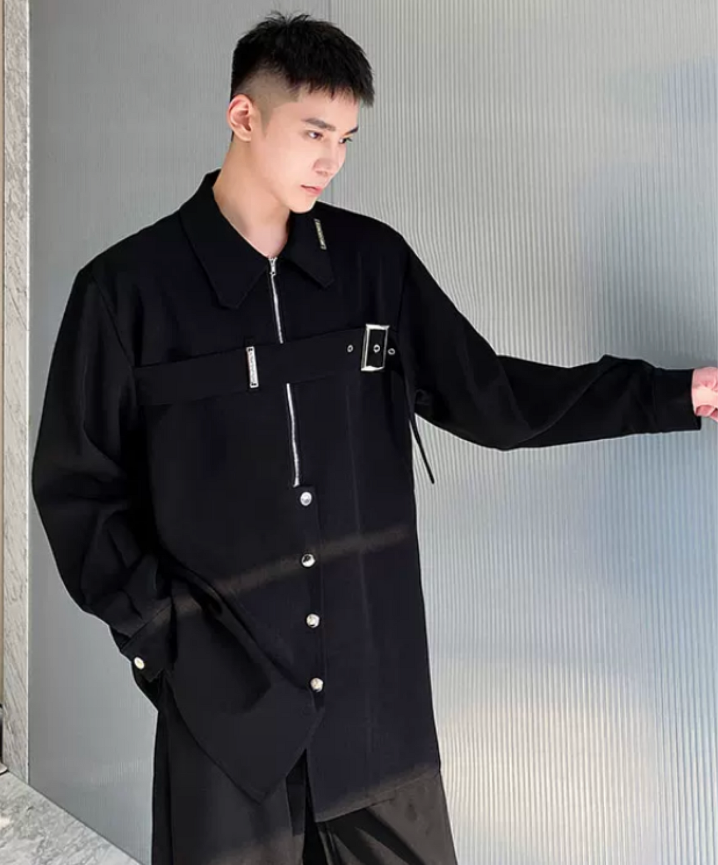 dark metal strap heavyweight shirt EN2861