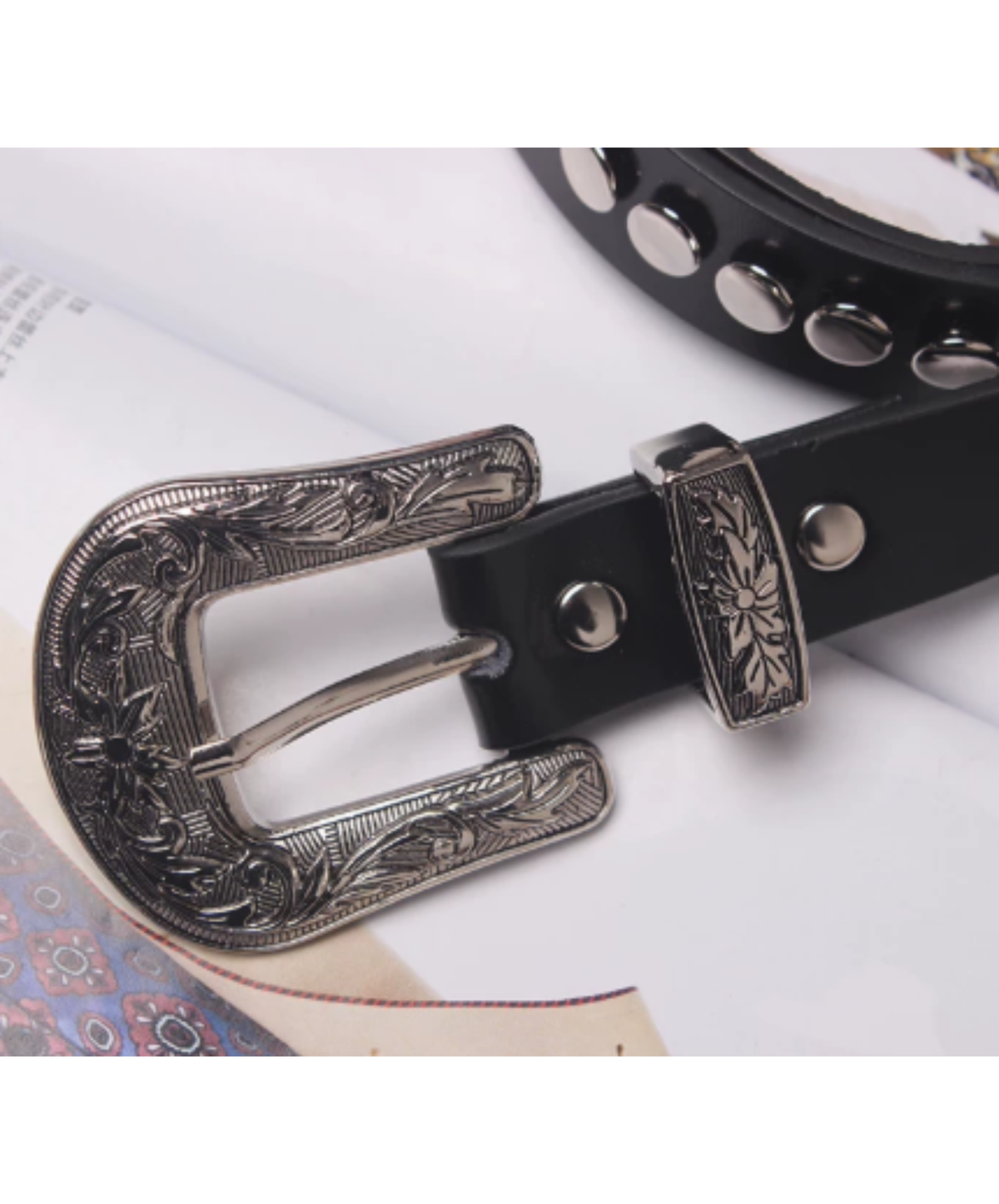 narrow Western buckle and circle studs belt EN3214