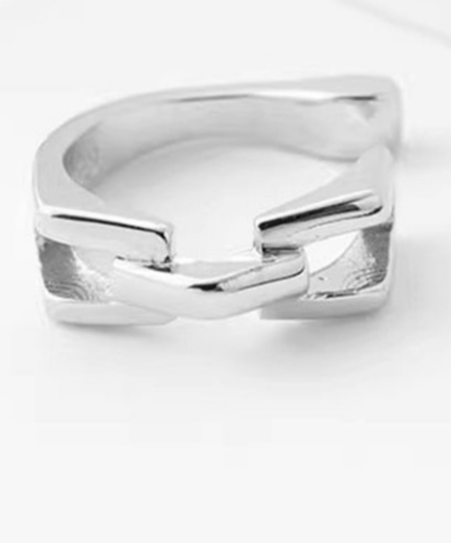 near-future design chain ear cuff EN2773