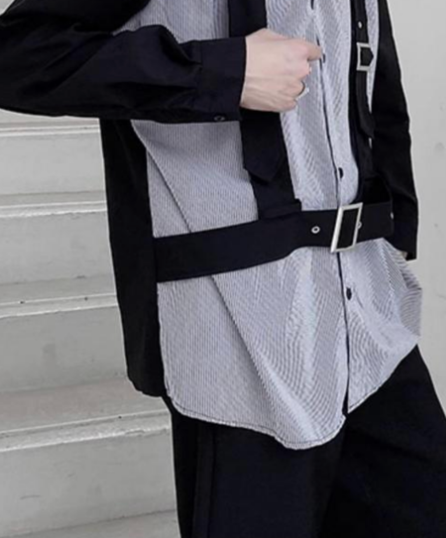 extra-thick belt with decorative stripes shirt EN2843