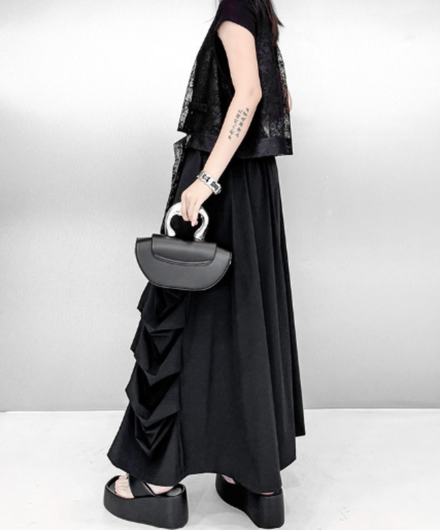 dark voluminous drape skirt EN3019