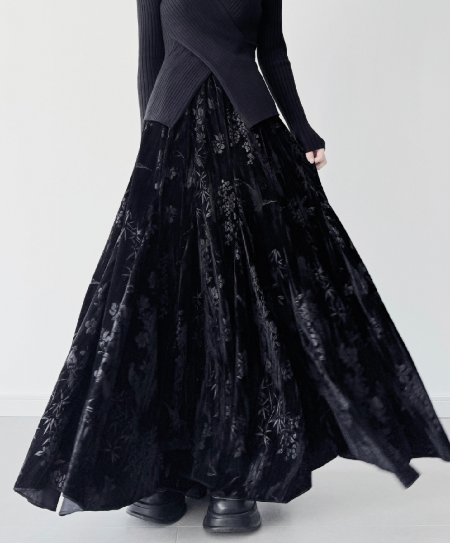 dark chinese style velvet print skirt EN2121