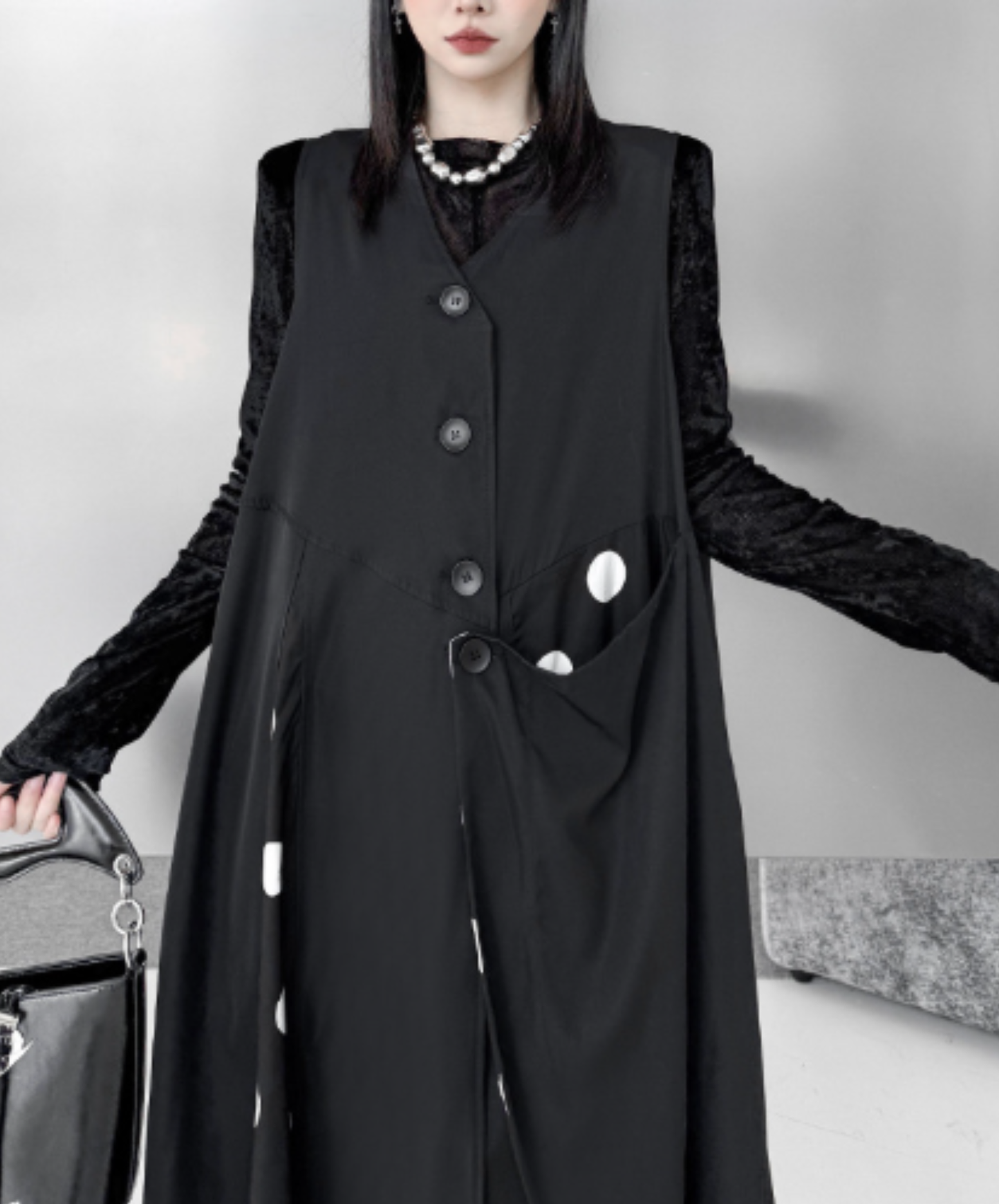 asymmetrical v-neck mid-length top vest  EN3051