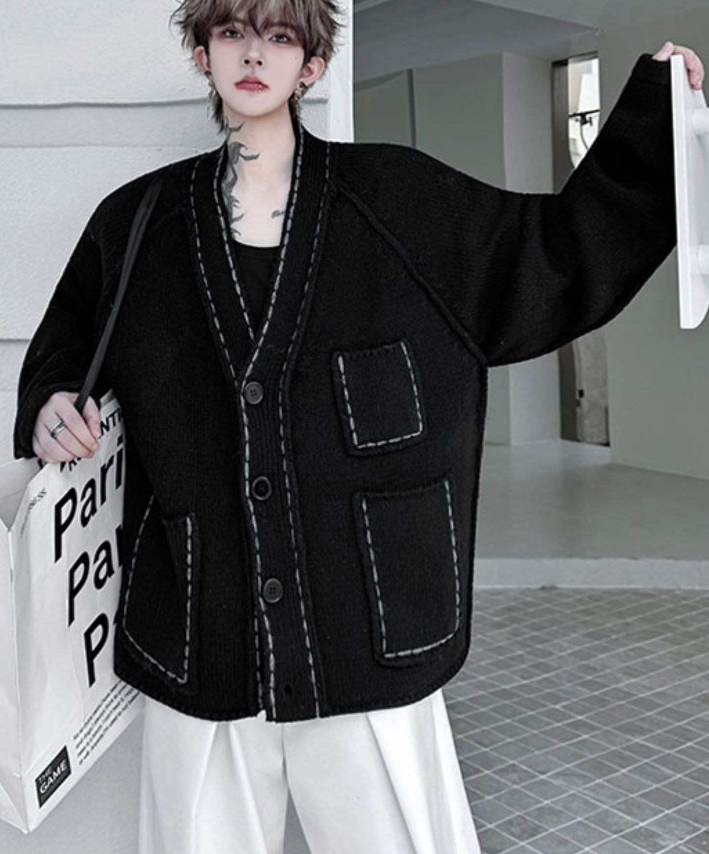 -neck with unique stitching cardigan EN2525