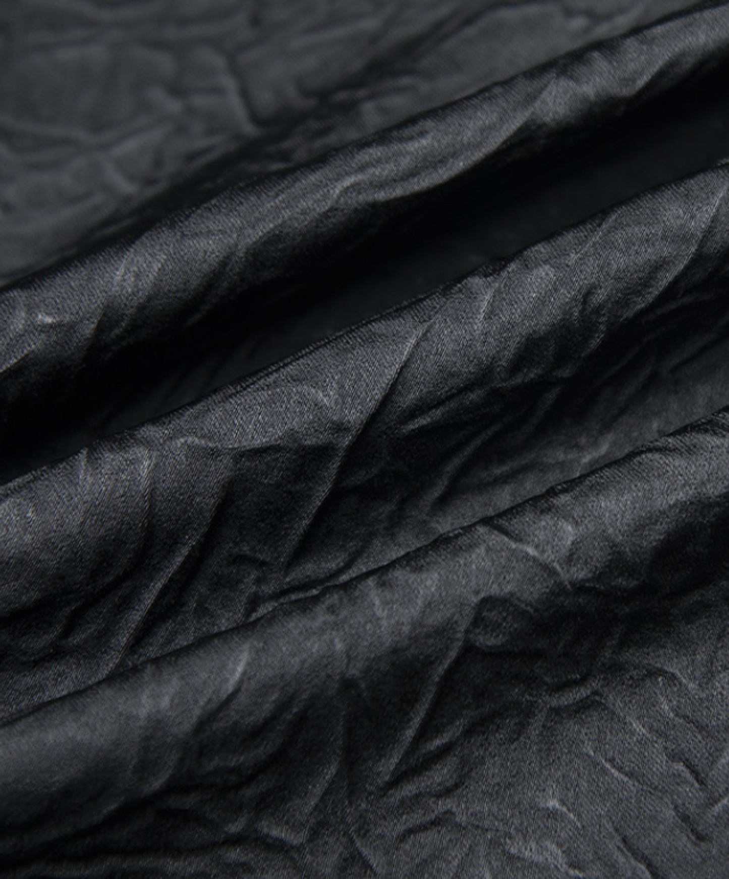 dark wrinkled cropped length shirt EN2319
