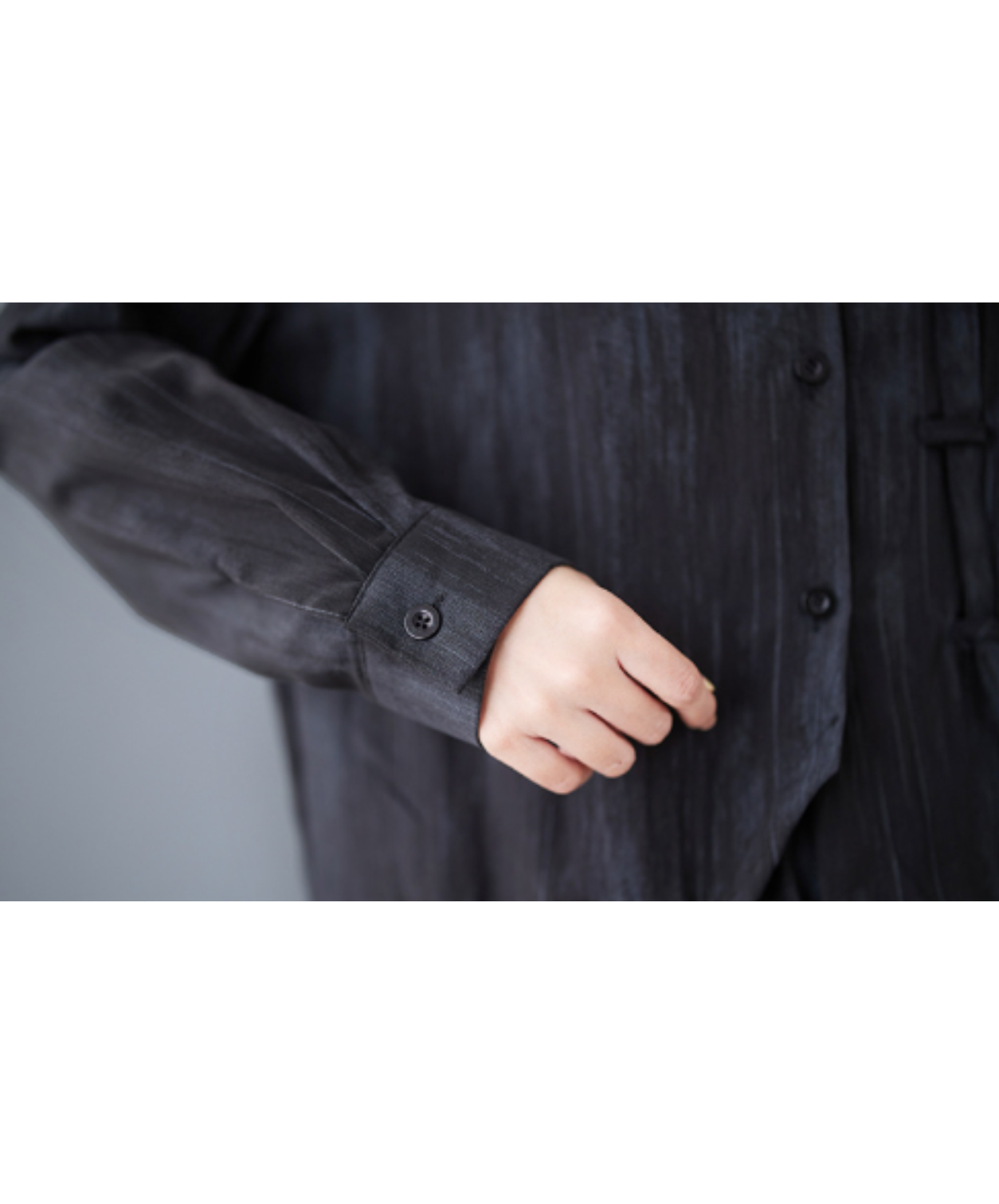 dark asymmetrical and loose-fitting shirt EN3040