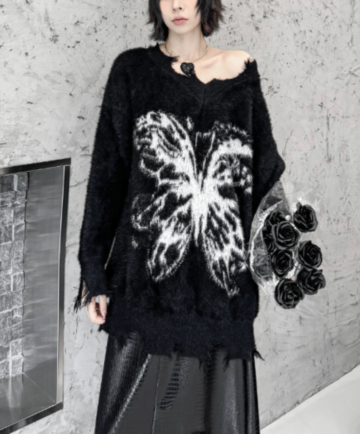 raw-edge design butterfly motif sweater EN3189