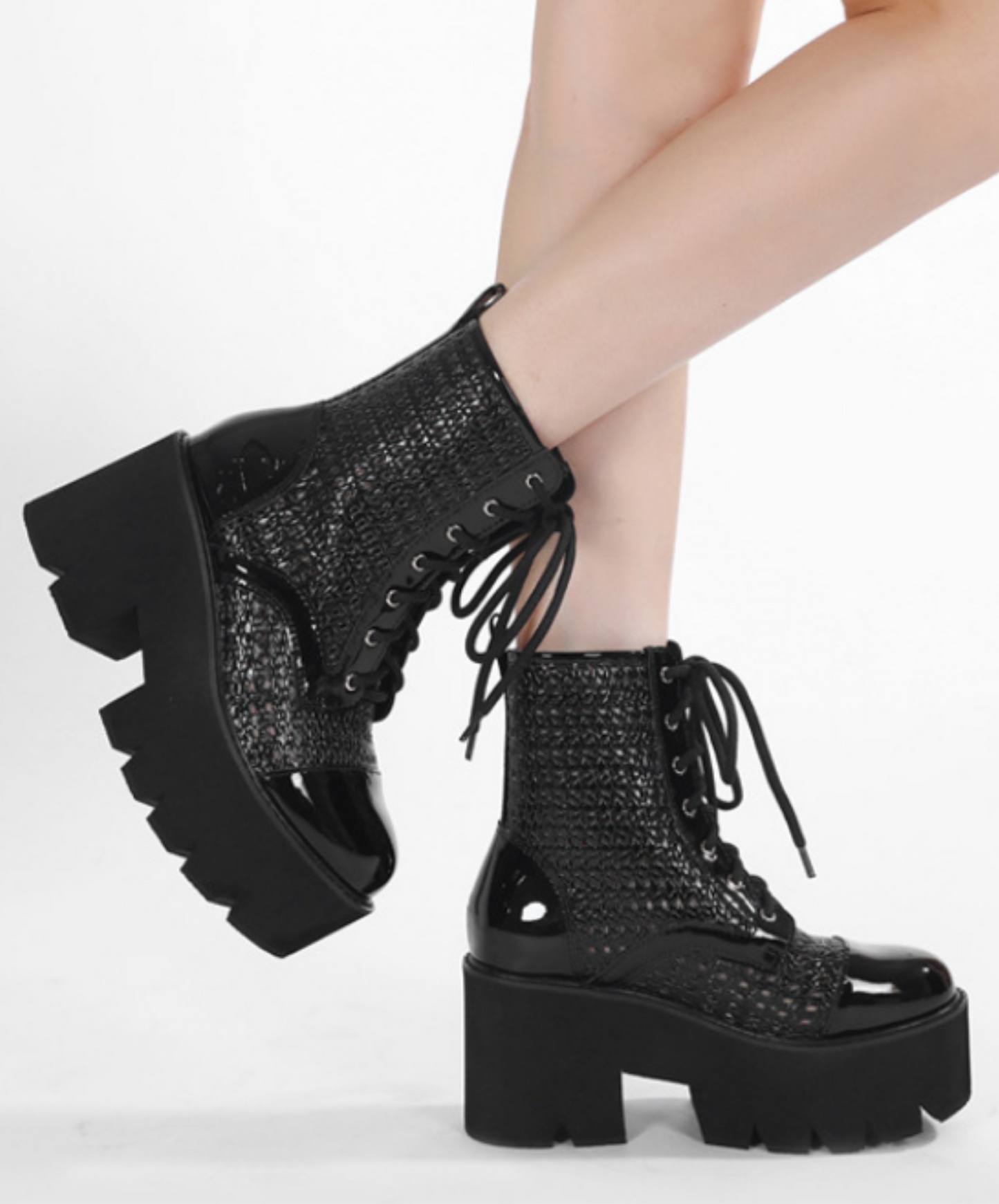 dark patchwork mesh boots EN2805