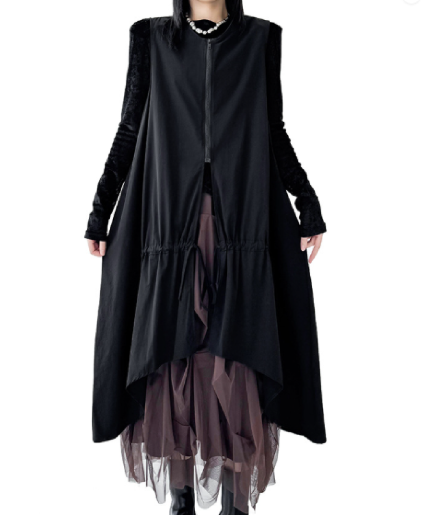 asymmetrical design, relaxed fit vest EN2969