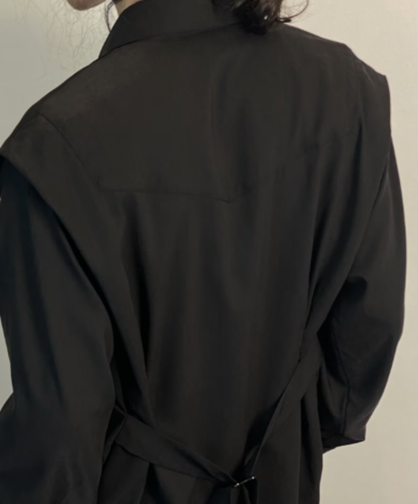 slim-fit waist-defining style long shirt EN3095