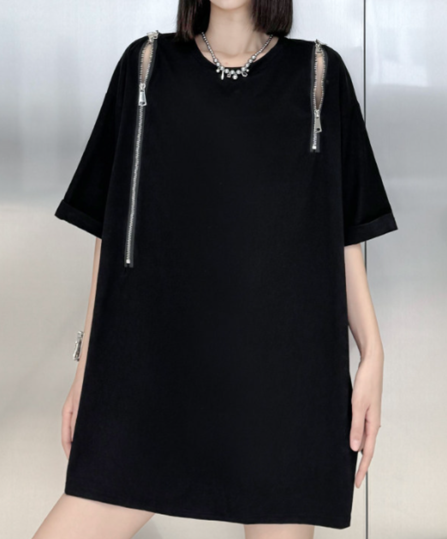 dark off-shoulder zipper t-shirt EN2908