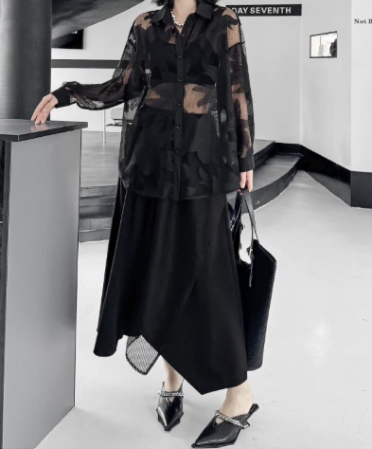 dlim-fit dolman-sleeve mesh sheer shirt EN3012