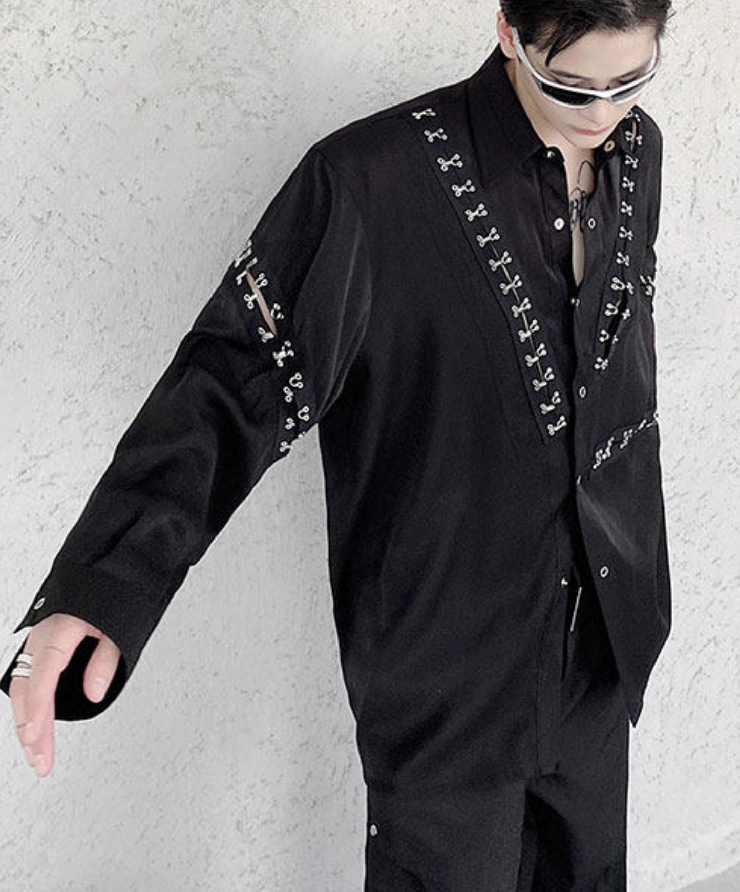 dark metal parts patchwork design shirt EN2782