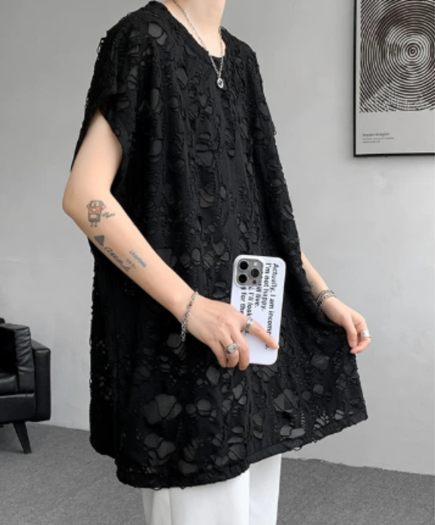 distressed finish, loose silhouette t-shirt EN2938