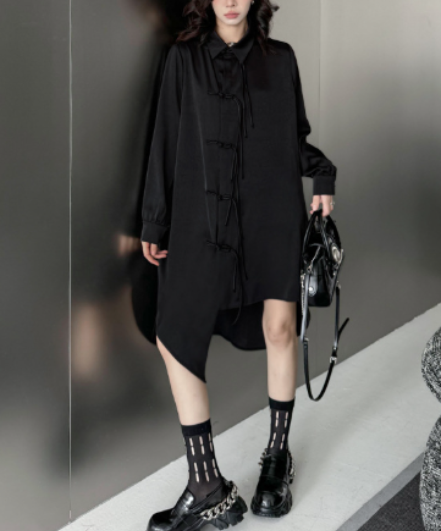 dark chinese-style irregular-cut button long shirt EN3109