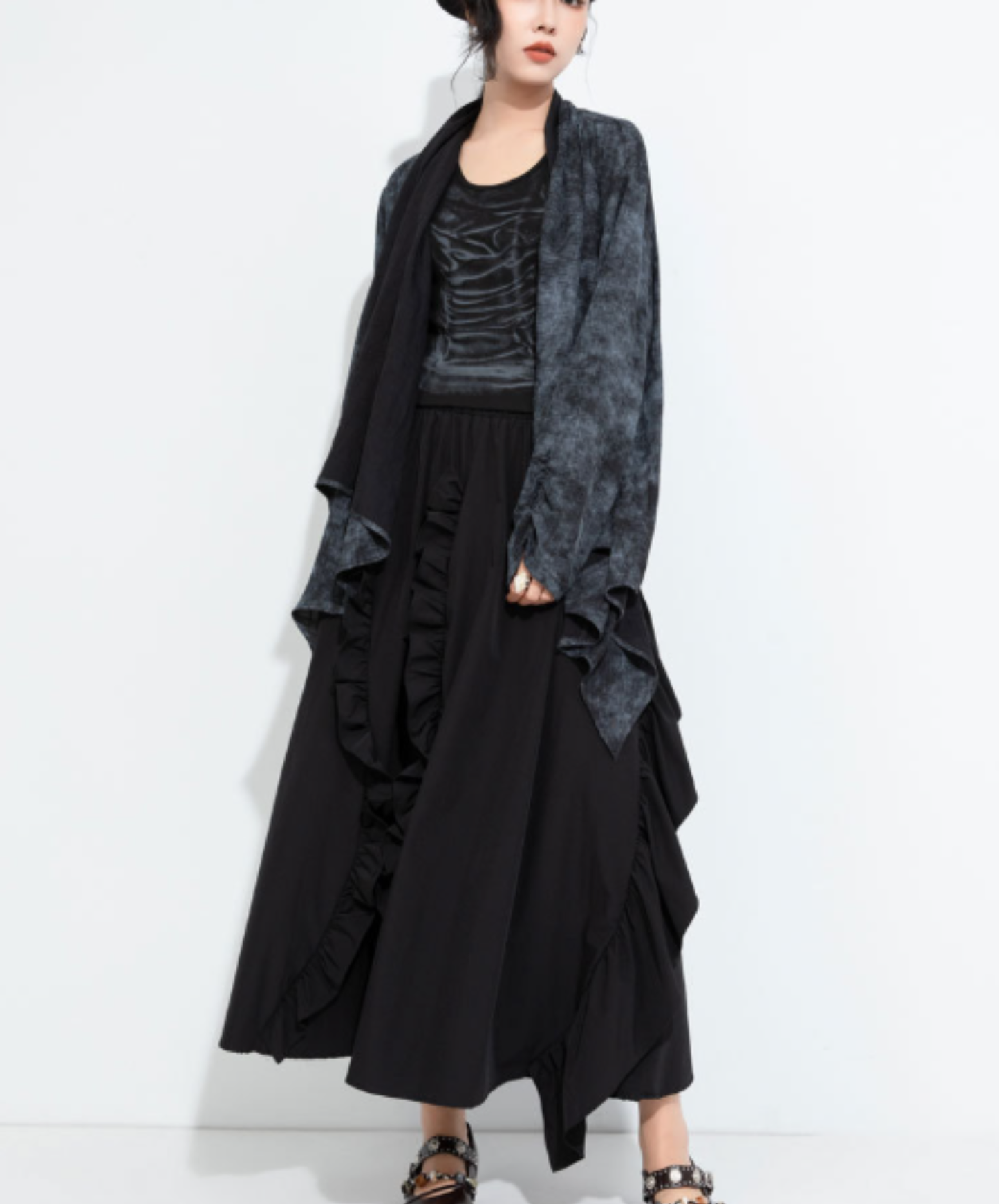 Irregular pattern, lightweight cardigan EN3075