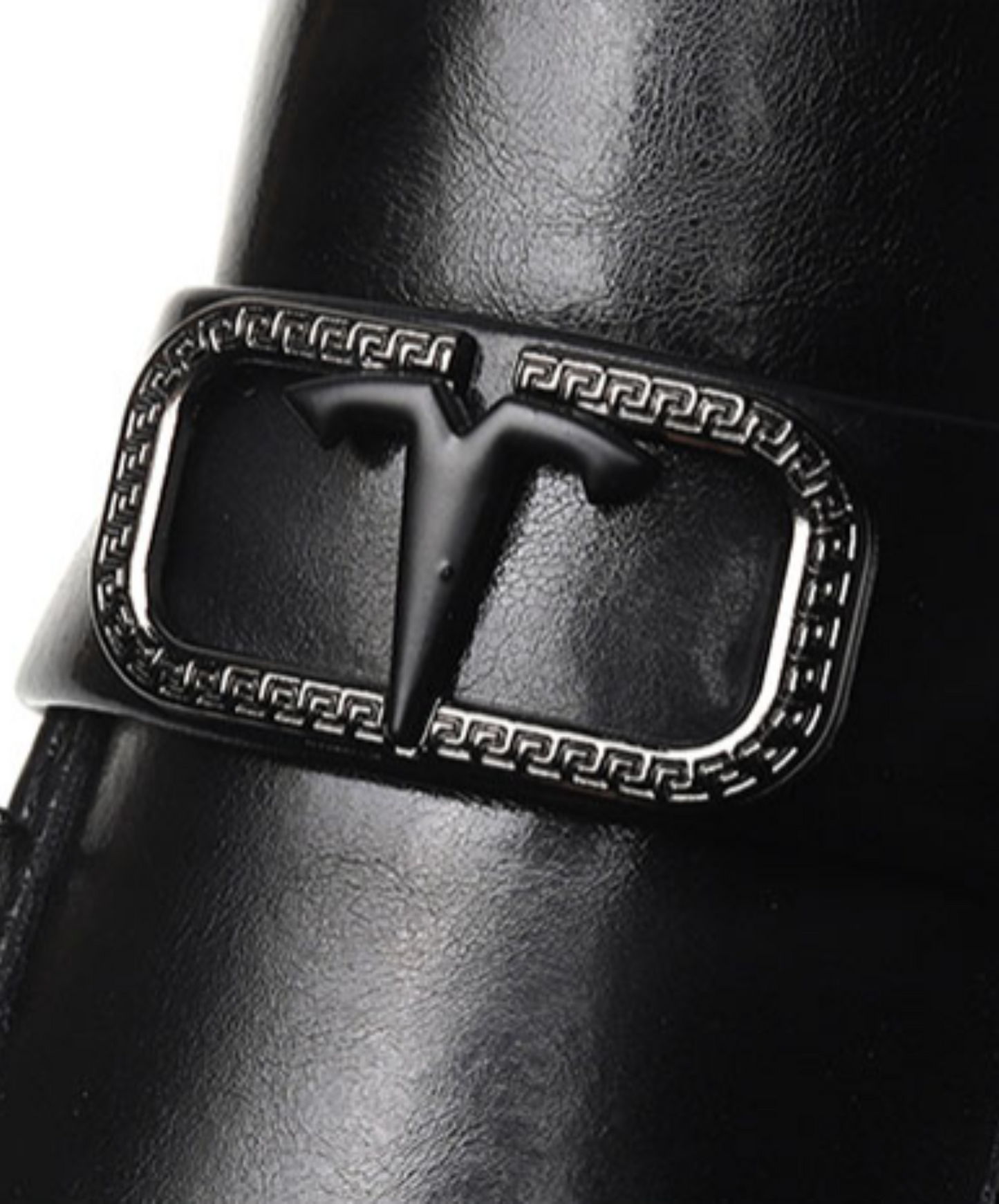 metal buckle embellished leather shoes EN688