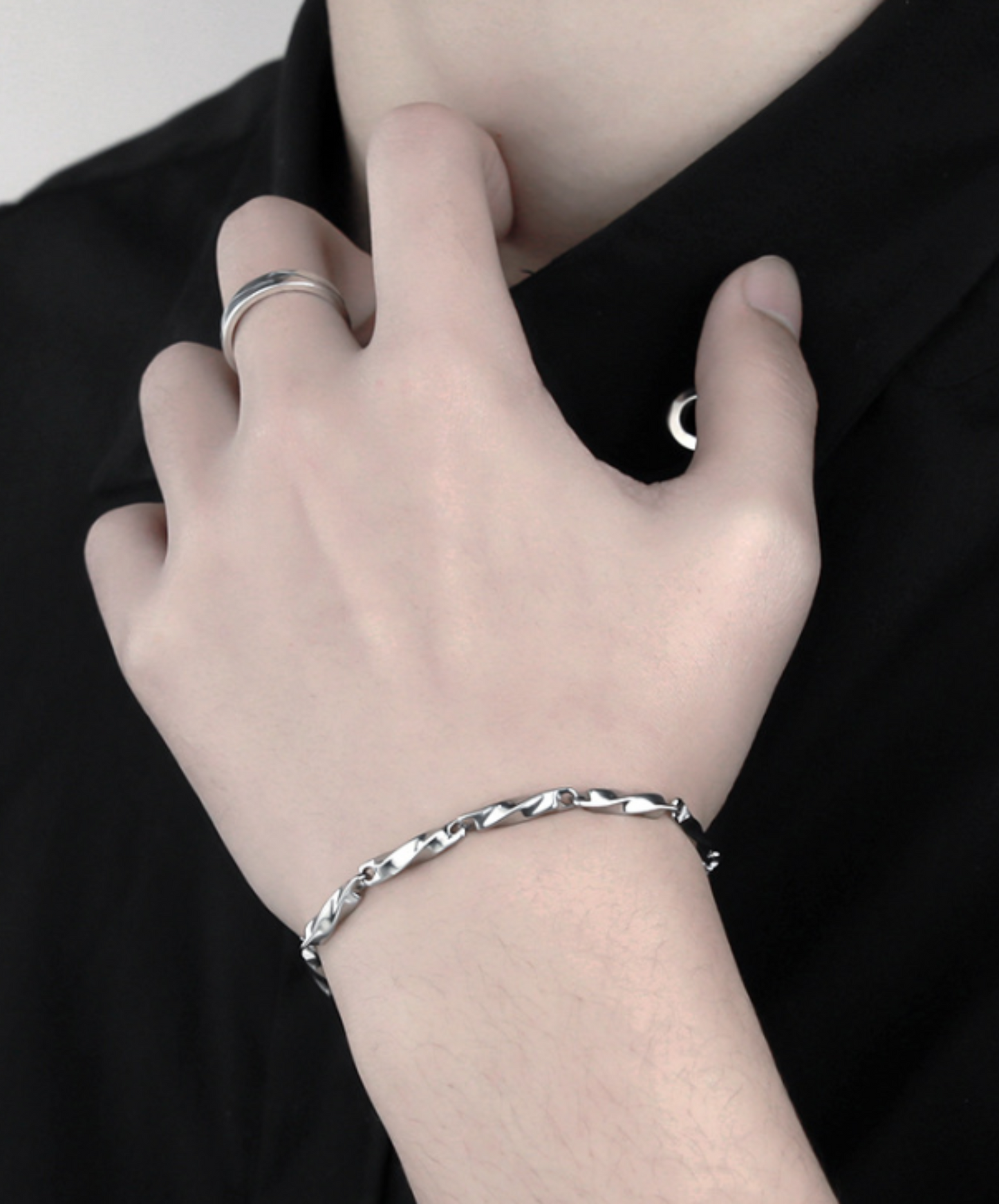 twisted titanium bracelet EN545