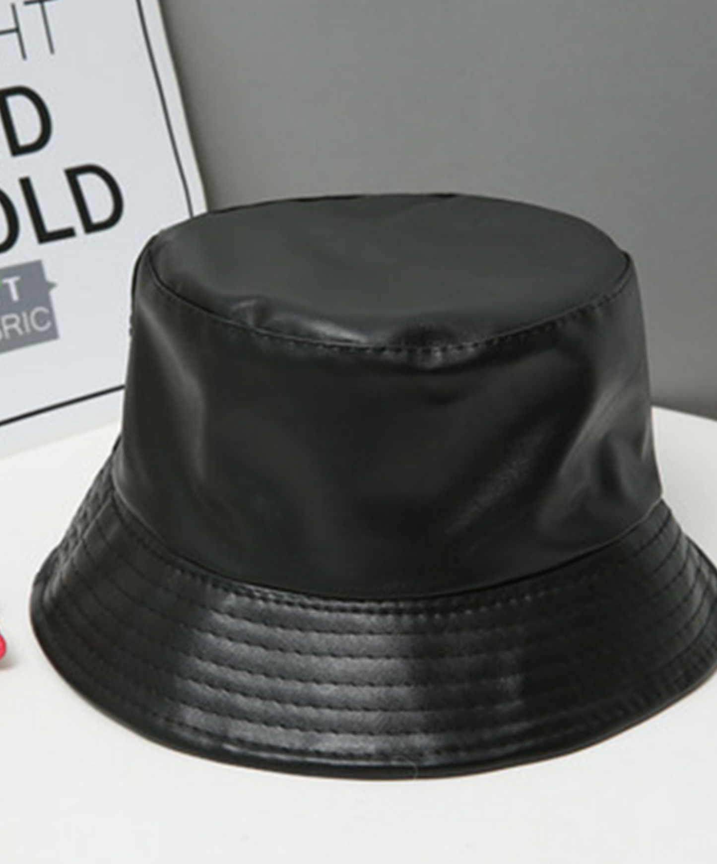 leather bucket hat EN671