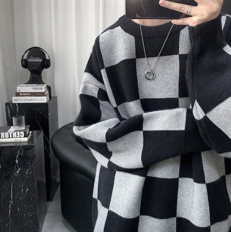 dark chessboard sweater EN077